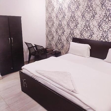Swagat Guest House พุทธคยา ภายนอก รูปภาพ